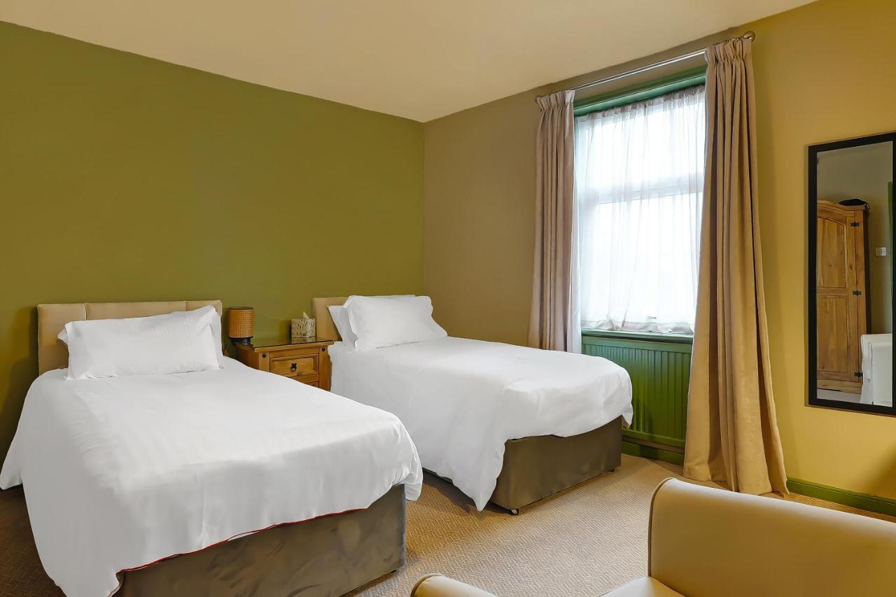 Отель Oyo The White Horse, Ripon North Yorkshire Экстерьер фото