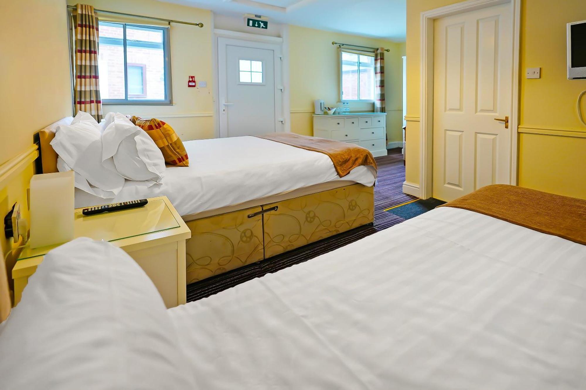 Отель Oyo The White Horse, Ripon North Yorkshire Экстерьер фото